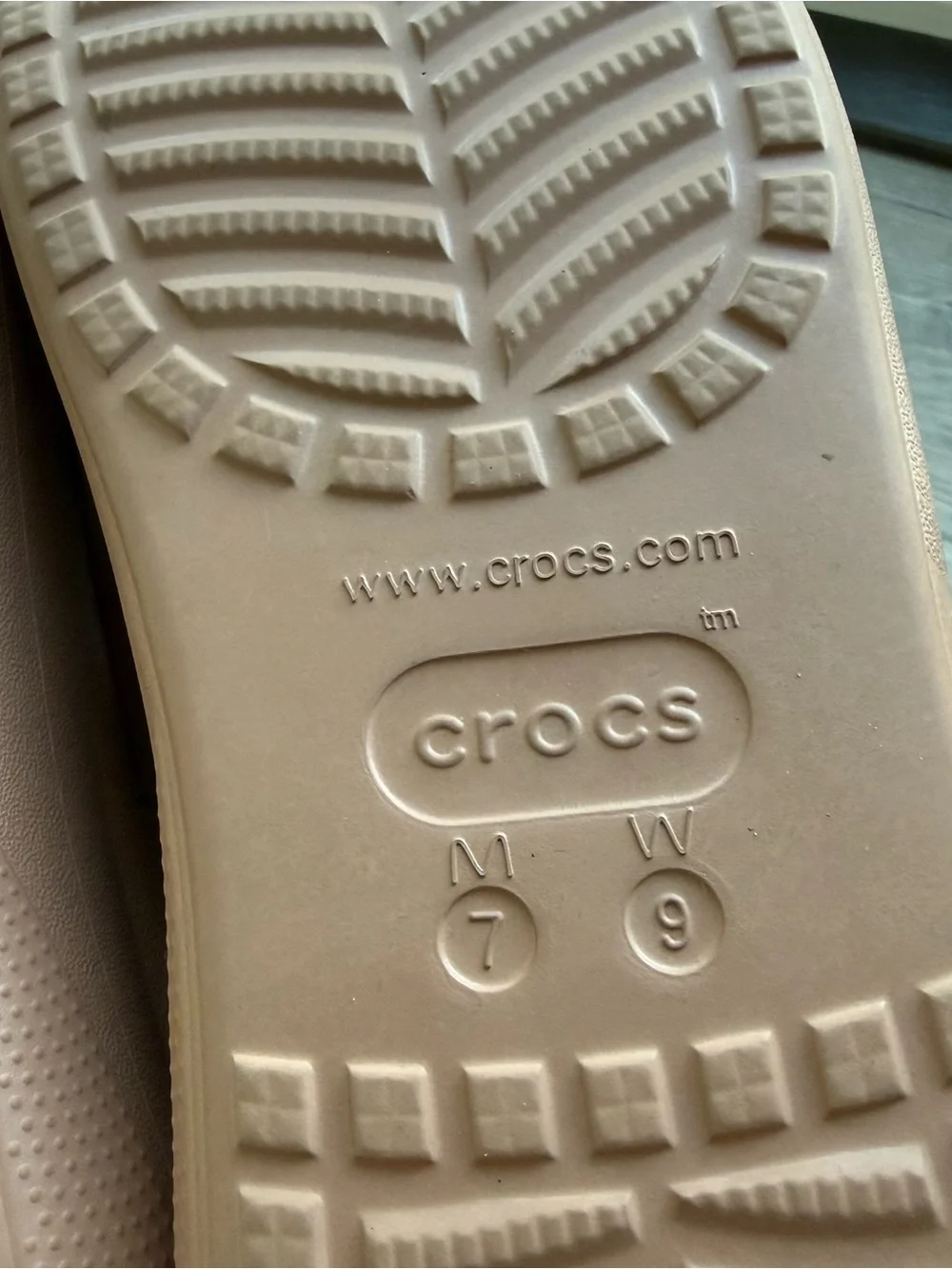 Crocs Crush slides cork brown size 9 women platform chunky sandals
